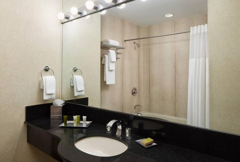 Mobility-friendly King Haven After Request A Bookin Write Me Telеgram Admiook Apartment *